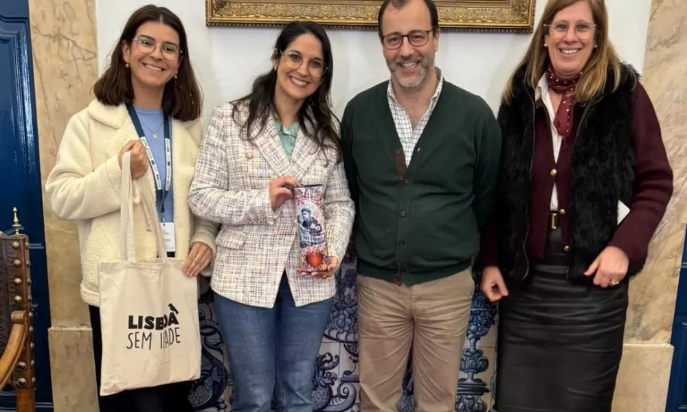 MUNICÍPIO DE VILA VIÇOSA REUNIU COM DIRETOR DA CM DE LISBOA

Na passada sexta-fe…