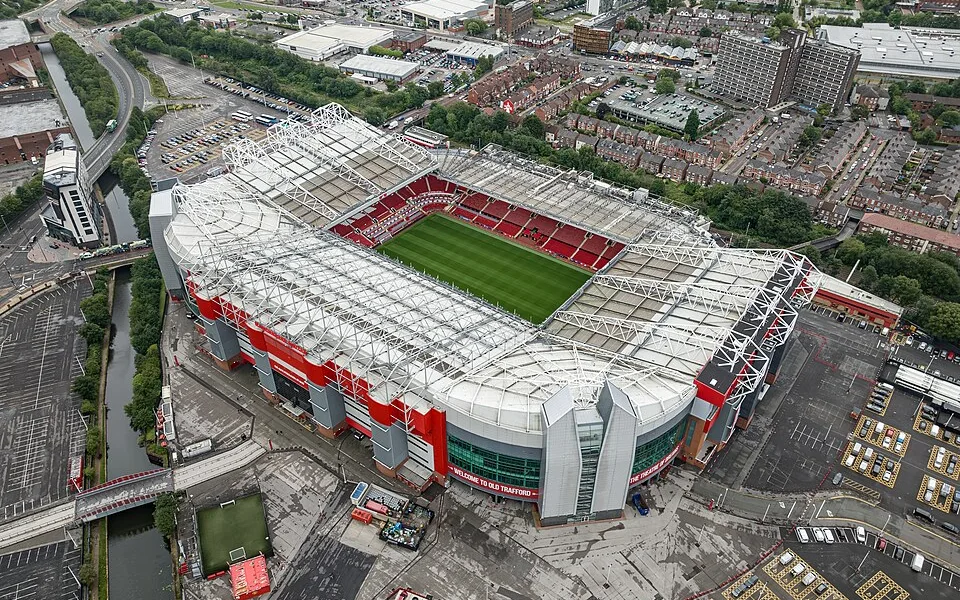 Manchester United recebe Crystal Palace com Sesko de início em Old Trafford