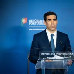 O Governo aprovou, a 19 de março, uma nova Proposta de Lei que reforça e acelera…