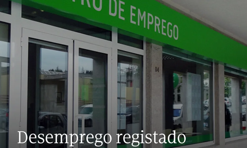 O número de desempregados inscritos nos centros de emprego voltou a diminuir em…