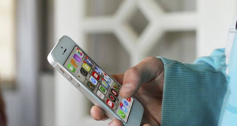 Desde 2010 algo mudou: a geração smartphone e os riscos invisíveis