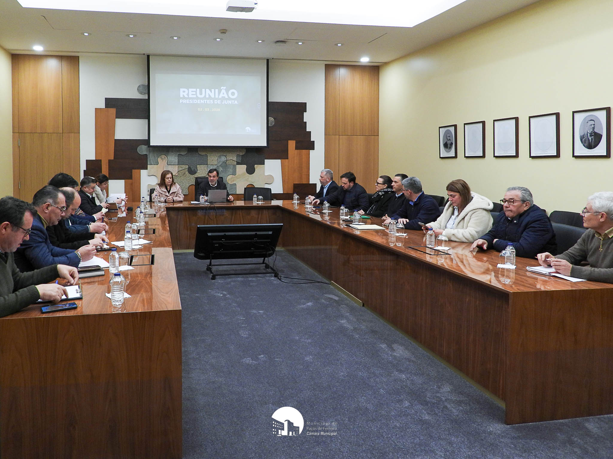 Presidente da Câmara de Paços de Ferreira reúne com presidentes de junta e anuncia visitas a todas as freguesias