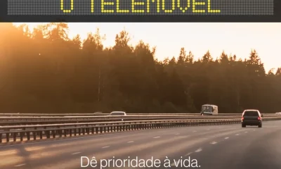 Usar o telemóvel durante a condução aumenta em 4 vezes o
risco de acidente. A 50…