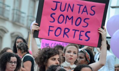 Mulheres saem à rua em 17 cidades pela igualdade salarial e dignidade