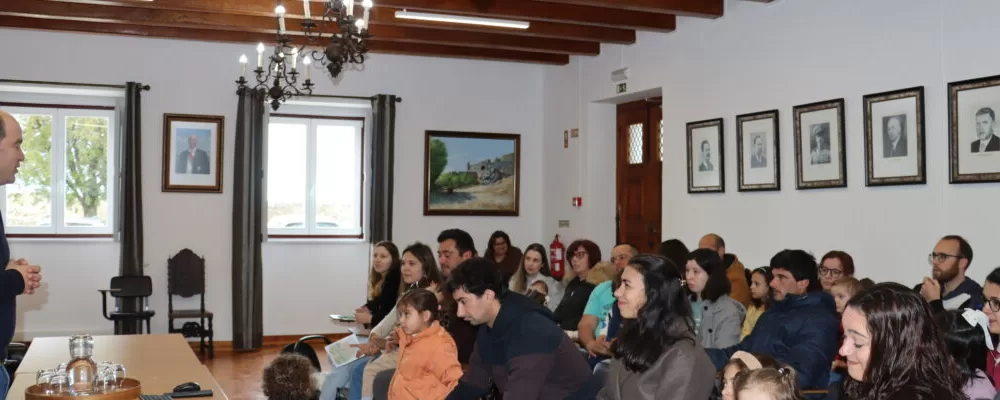 Marvão entrega primeiros apoios à natalidade de mil euros por criança