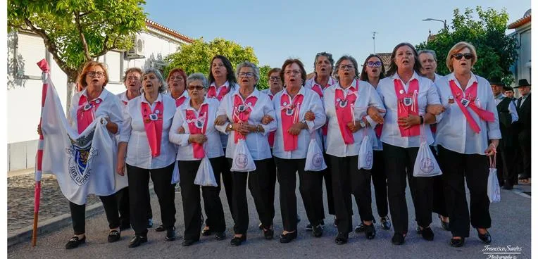 Rosinhas de Santa Clara de Louredo abrem ensaio de Cante ao público