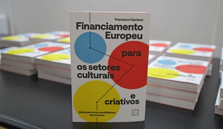 Casa de Burgos, recebeu a apresentação da obra “Financiamento Europeu para os Setores Culturais e Criativos – Guia para uma Candidatura de Sucesso” « Comissão de Coordenação e Desenvolvimento Regional do Alentejo, I.P.
