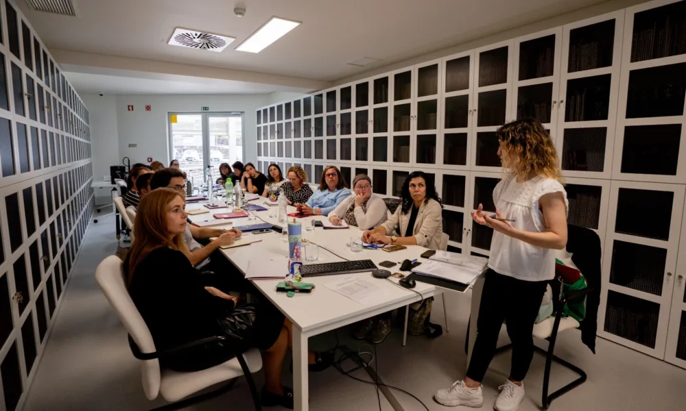 CM Pampilhosa da Serra / Ação capacita profissionais para proteção de crianças expostas à violência doméstica