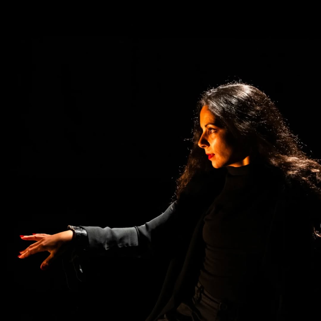 11 ABR. SÁB. 21.30H
Nas Mãos de Uma Força Qualquer
Multidisciplinar | GA | 5€ | …