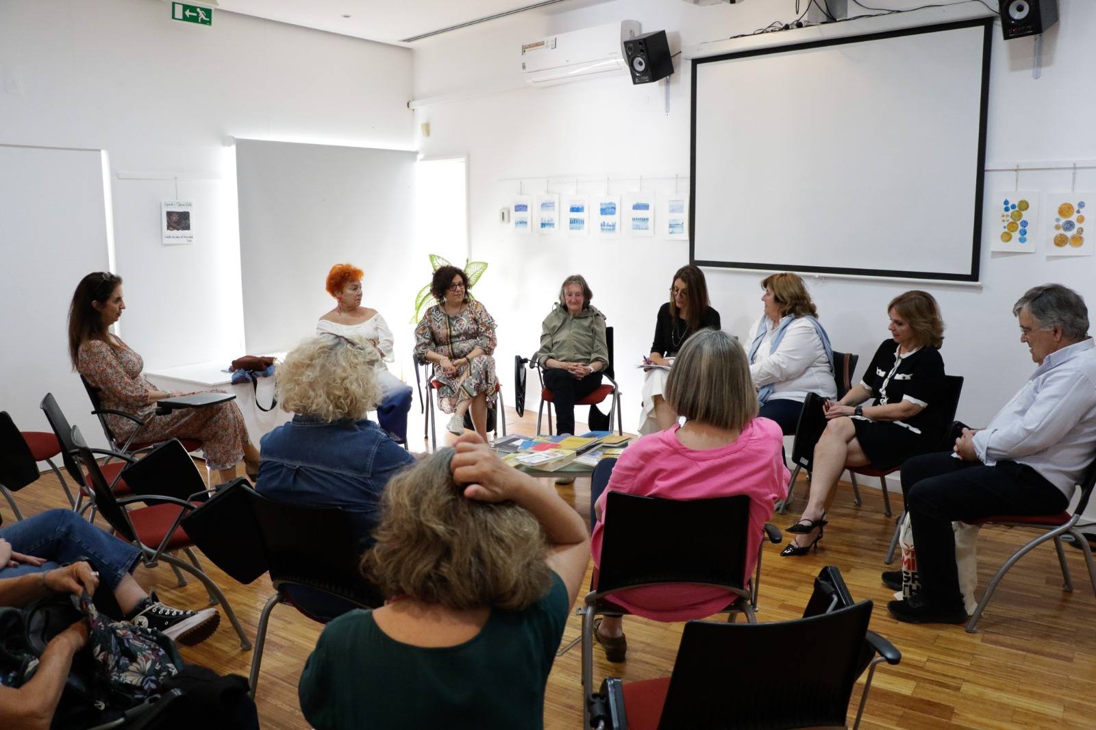 Tertúlia de escritores 

Decorreu ontem, na Biblioteca Municipal de Alvito, uma …