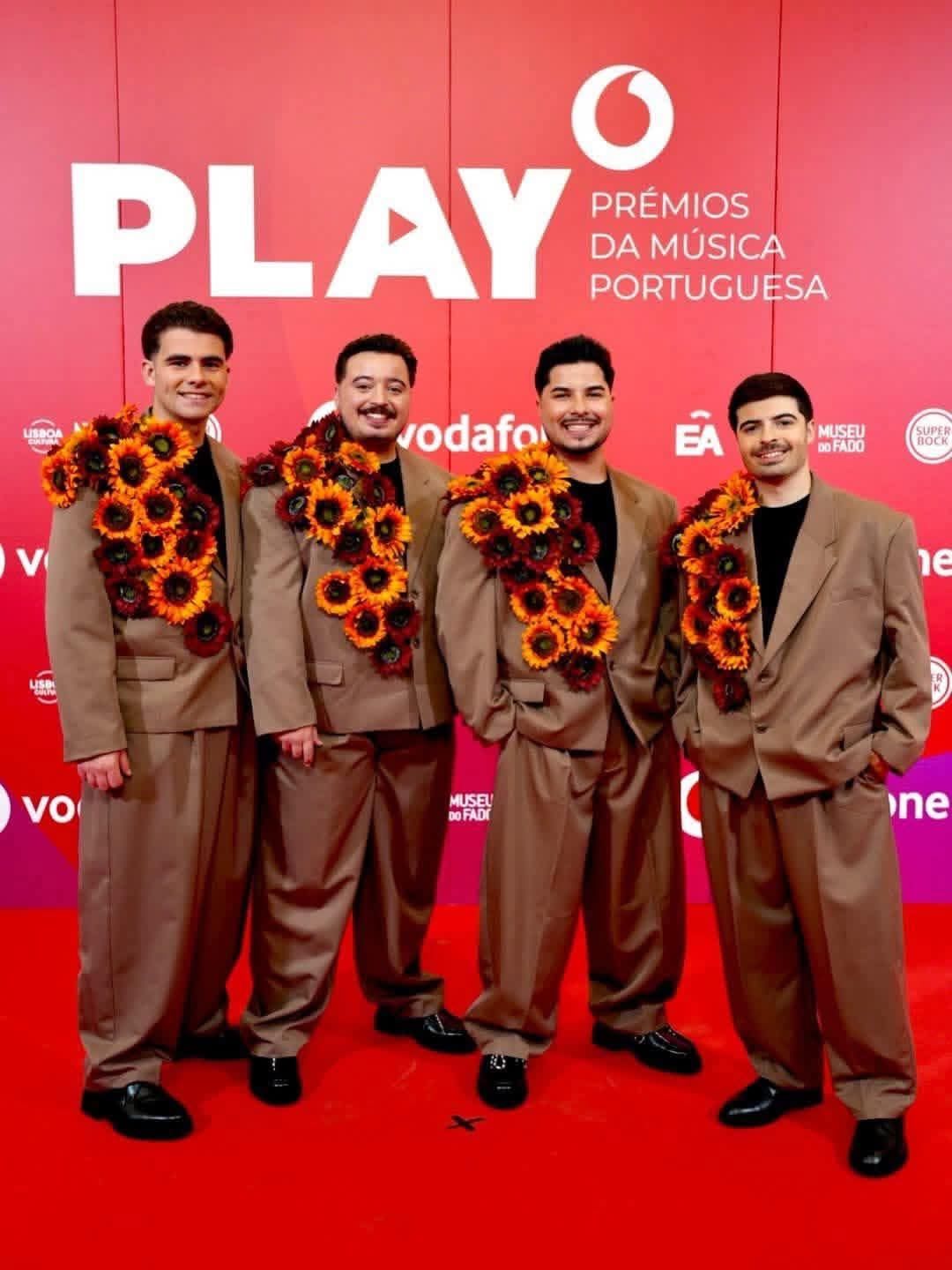 A Câmara Municipal de Évora dá os parabéns aos eborenses Os Vizinhos pelo prémio…