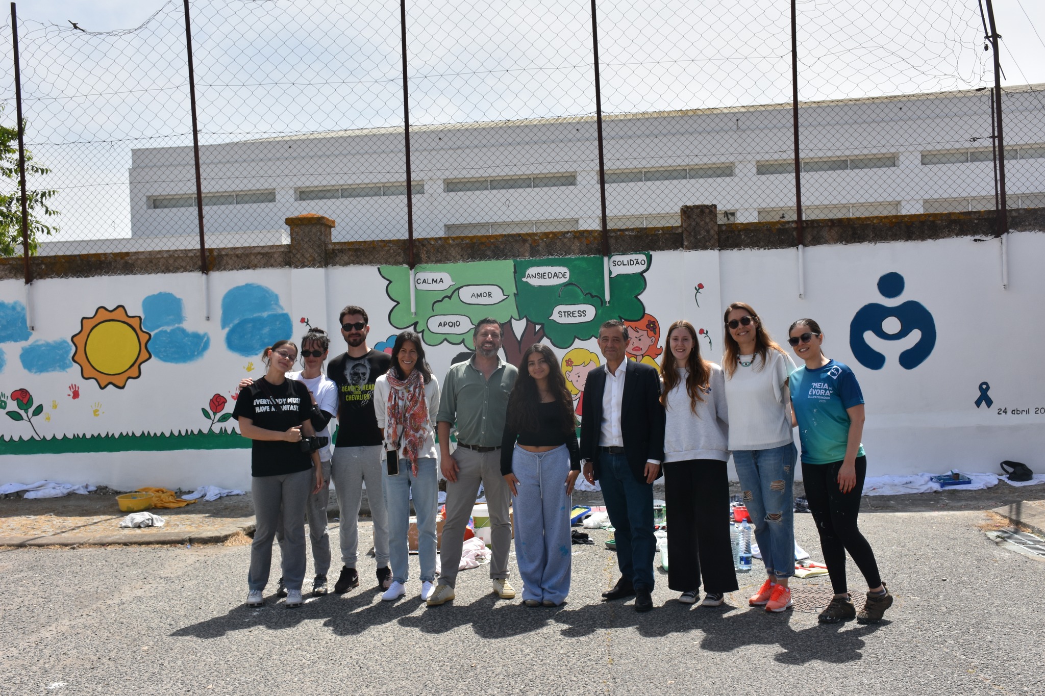 𝗔𝘀𝘀𝗼𝗰𝗶𝗮𝗰̧𝗮̃𝗼 𝗖𝗵𝗮̃𝗼 𝗱𝗼𝘀 𝗠𝗲𝗻𝗶𝗻𝗼𝘀 𝗮𝘀𝘀𝗶𝗻𝗮𝗹𝗮 𝗠𝗲̂𝘀 𝗱𝗮 𝗣𝗿𝗲𝘃𝗲𝗻𝗰̧𝗮̃𝗼 𝗱𝗼𝘀 𝗠𝗮𝘂𝘀-𝗧𝗿𝗮𝘁𝗼𝘀 𝗻𝗮 𝗜…