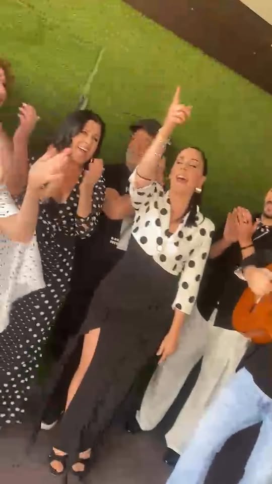 Os RAYA deixam o convite…

A banda espanhola promete um concerto vibrante e che…