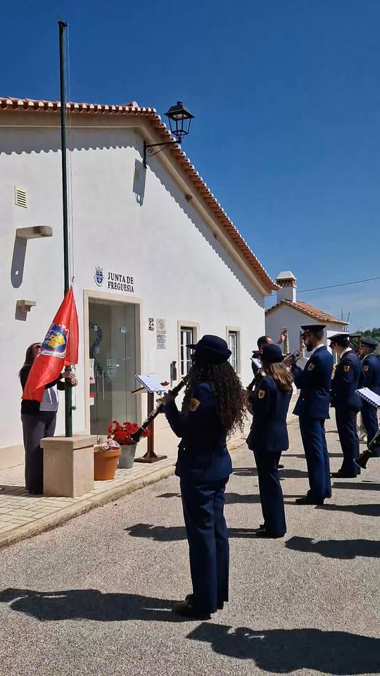 Comemorações do 52º aniversário do 25 de Abril em Santo António das Areias. 

#…