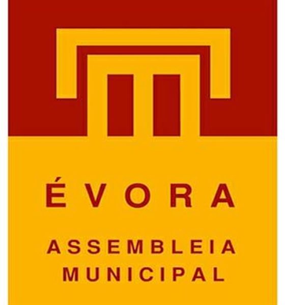 Assembleia Municipal de Évora realiza uma sessão hoje, 27 de abril 

A Assemblei…