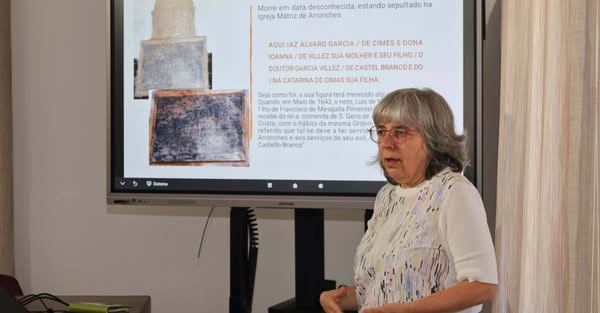 Maria de Lurdes Rosa deu a conhecer o ilustre arronchense Garcia Velez de Castel…