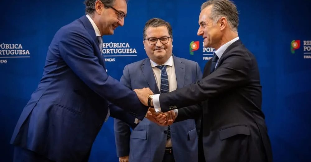 A venda do novobanco ao segundo maior grupo bancário francês BPCE – Banque Popul…