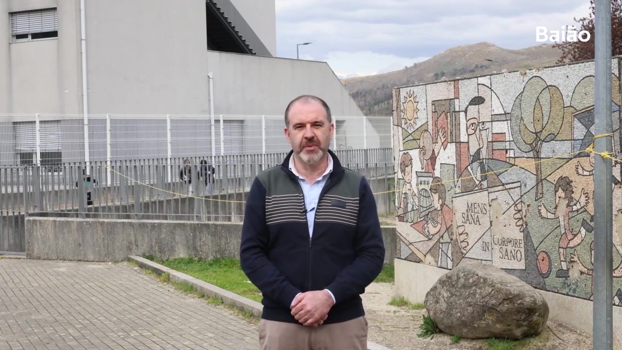 Agrupamento de Escolas de Vale de Ovil distinguido com Medalha de Mérito Social pelo Município de Baião