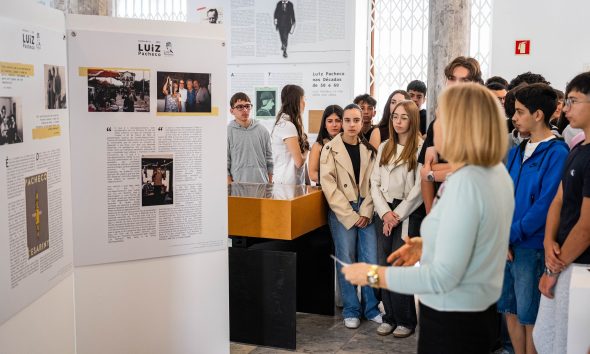 Biblioteca Municipal de Penafiel assinala Dia Mundial do Livro com visita guiada à exposição sobre Luiz Pacheco