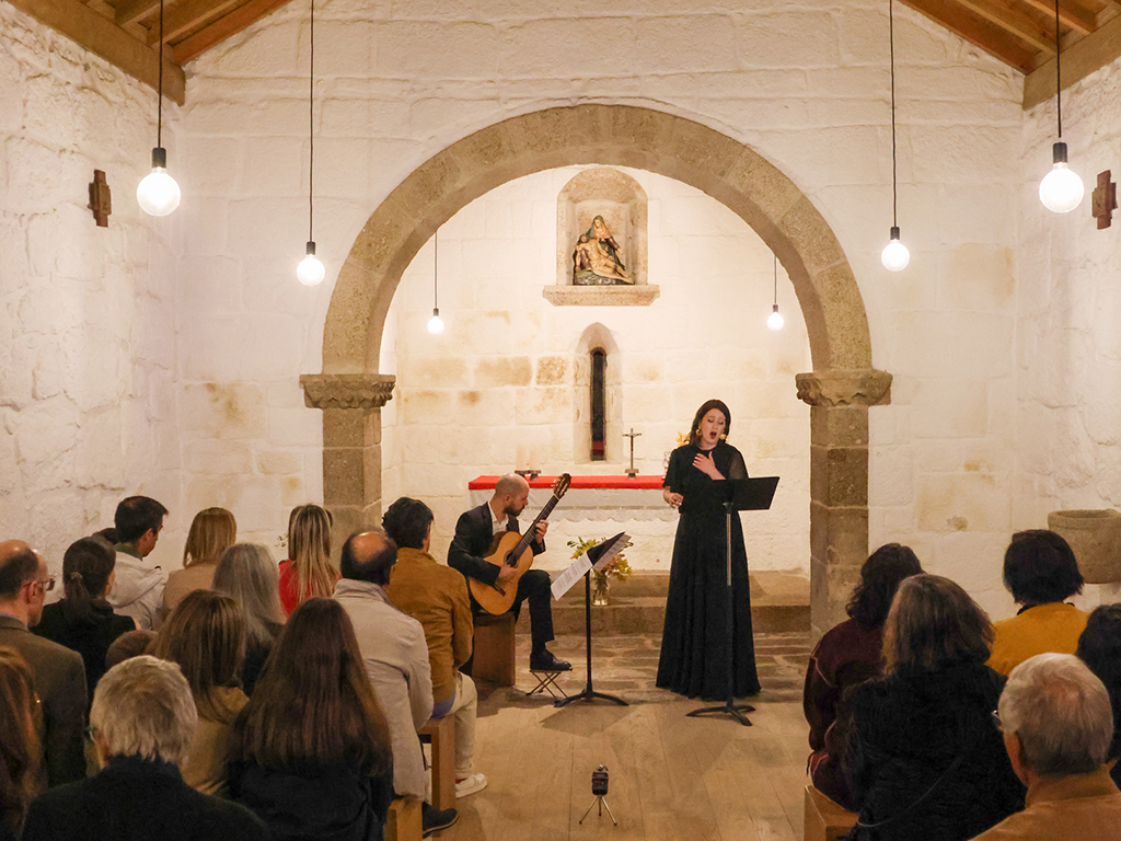Capela da Quintã, em Baltar, recebeu concerto “Do Ibérico ao Românico” no Dia Internacional dos Monumentos e Sítios