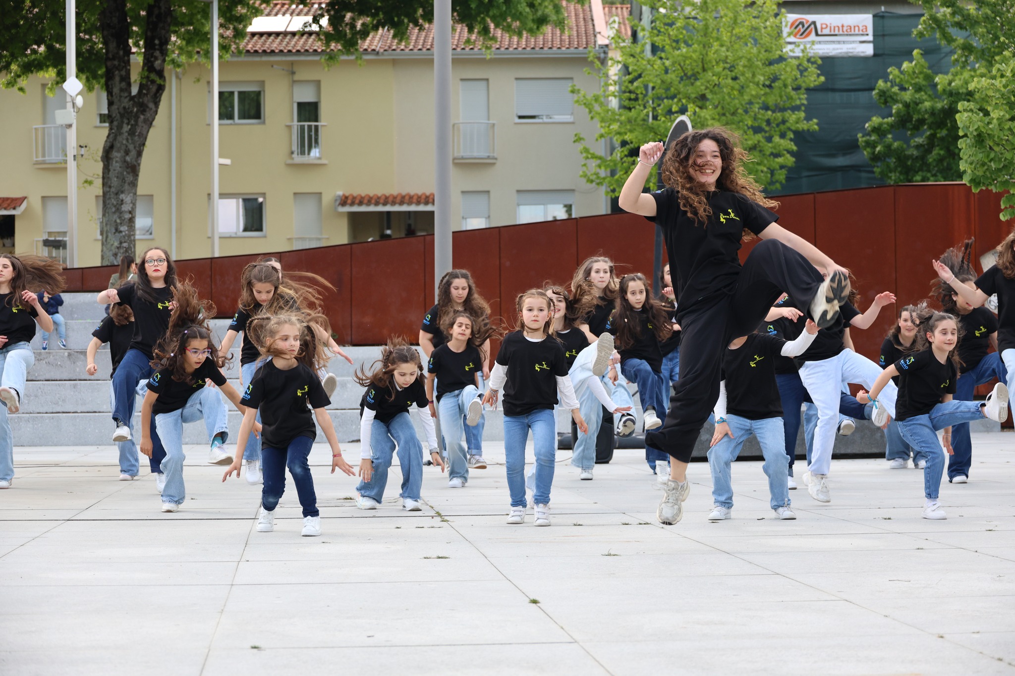 Celebração do Dia Mundial da Dança em Baião adiada para 6 de maio devido ao mau tempo