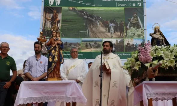 Entre fé e emoção, mais de 1000 romeiros cumprem tradição na chegada a Viana do …