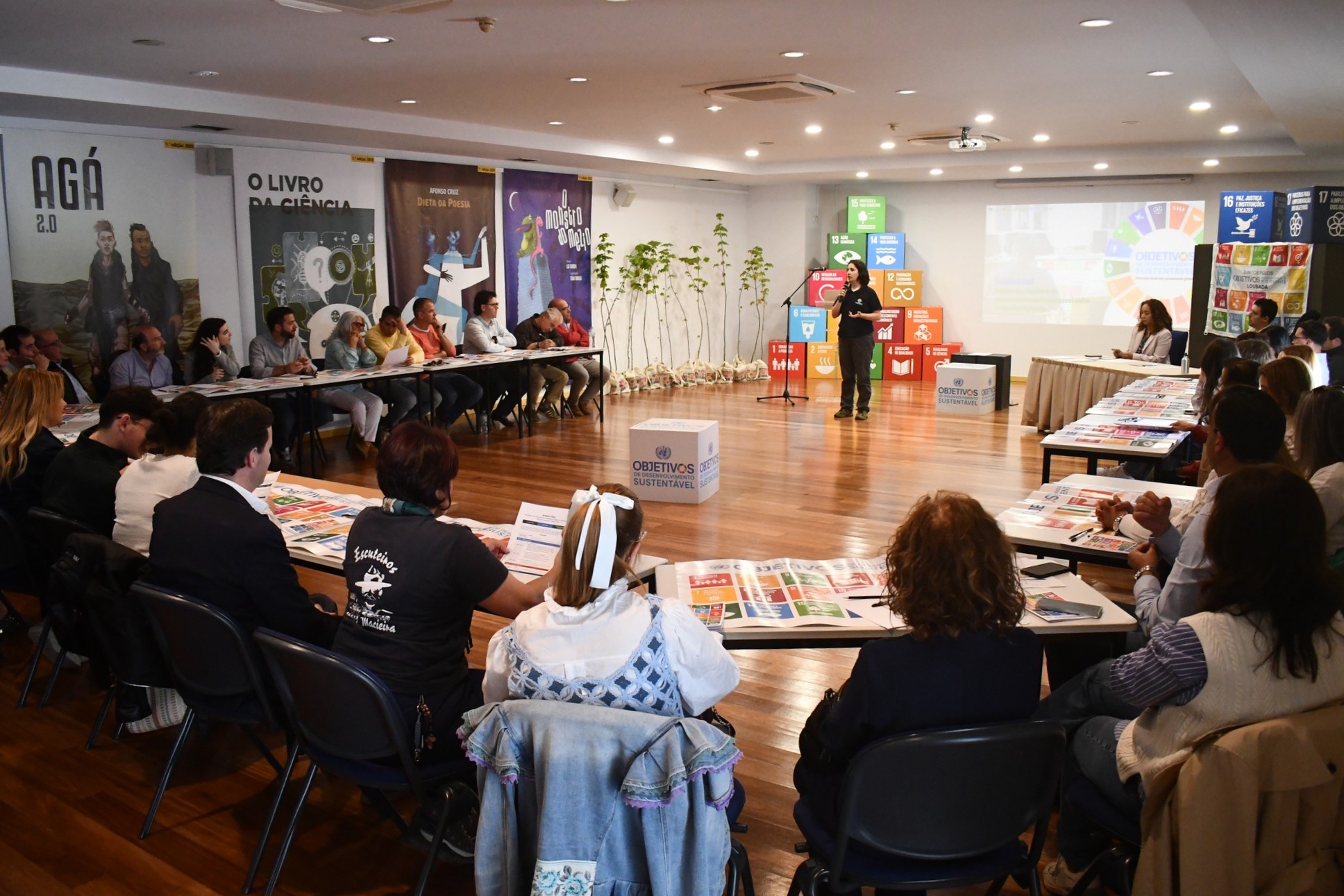 Lousada encerra Roteiro ODS com sessão final na Biblioteca Municipal e entrega de árvores às freguesias