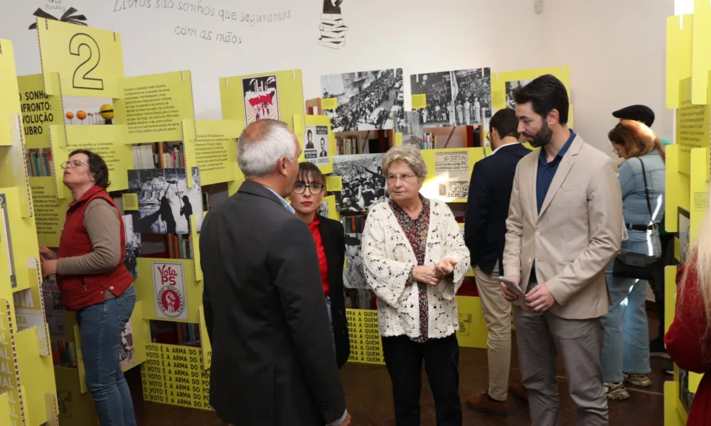 Município de Viana do Alentejo adicionou fotos ao álbum: Comemorações do 52.º An…