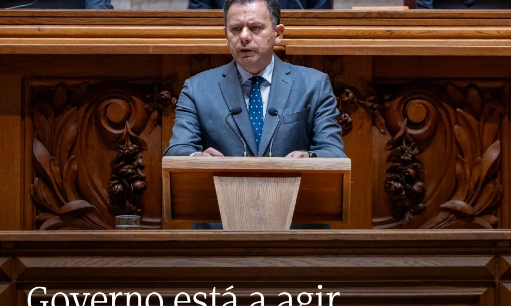 Na abertura do debate quinzenal na Assembleia da República, o Primeiro-Ministro,…