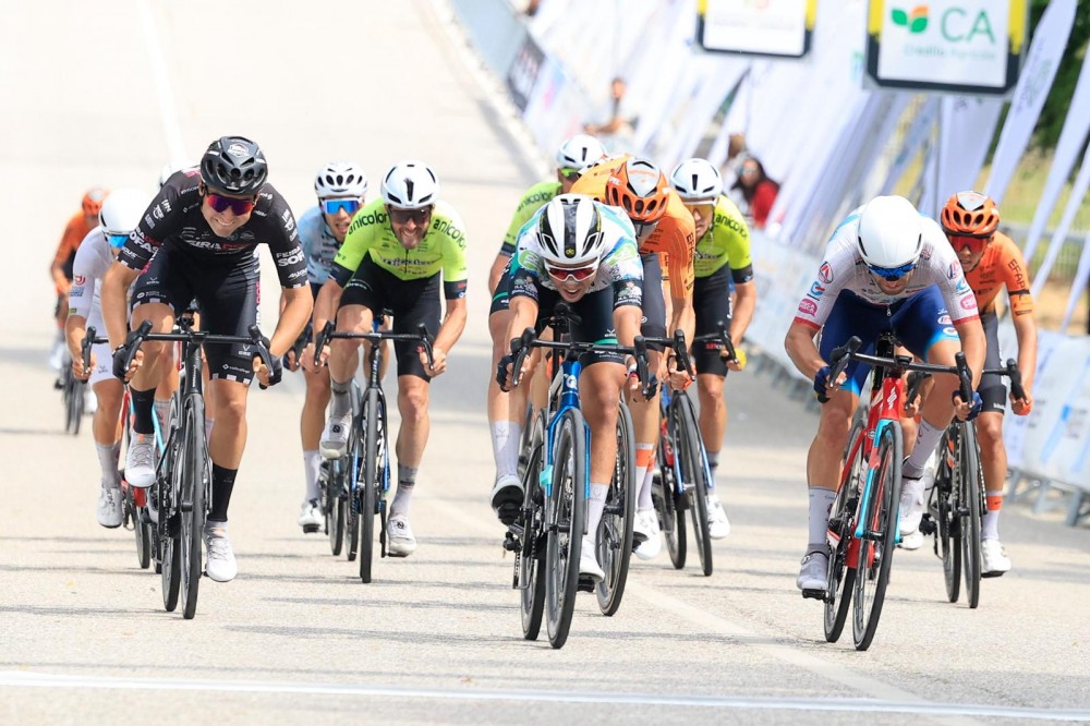 Miguel Salgueiro vence terceira etapa do GP O Jogo e Hugo Nunes veste Amarela » Ciclismo + TV