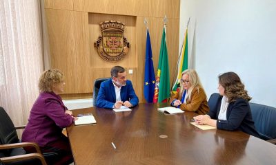 Paços de Ferreira: Presidente da Câmara reúne com Ordens dos Advogados e Solicitadores para debater recursos humanos e procuradoria ilícita