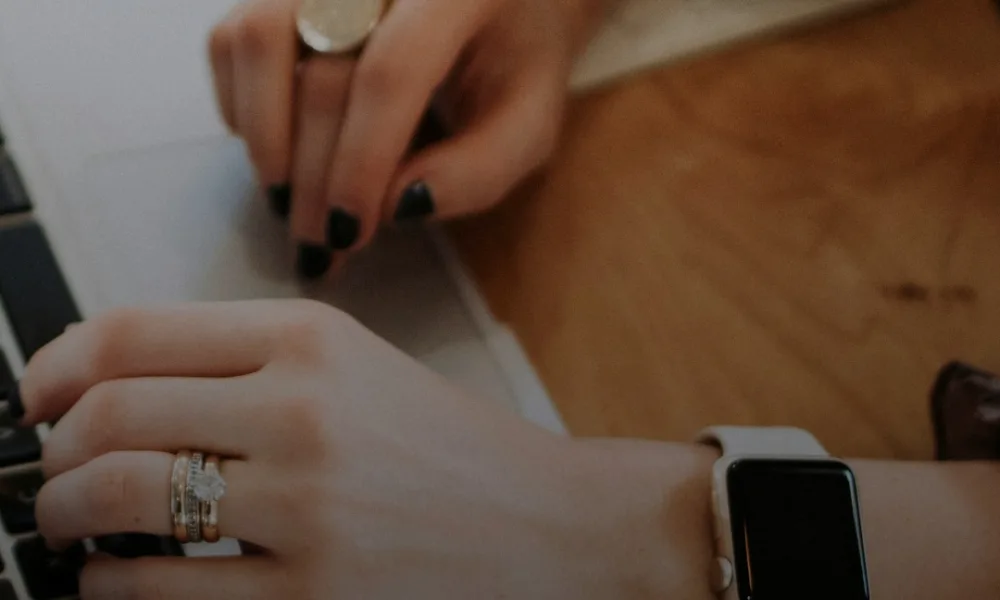 Precisa de uma declaração? Está à distância de um clique. 
 
No Portal da Segur…