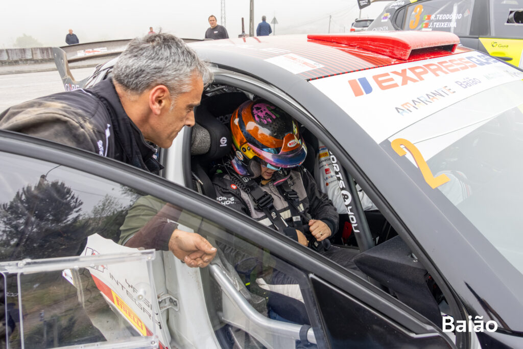 Presidente da Câmara de Baião, Ana Raquel Azevedo, vive experiência em co-drive no Rali Terras d’Aboboreira