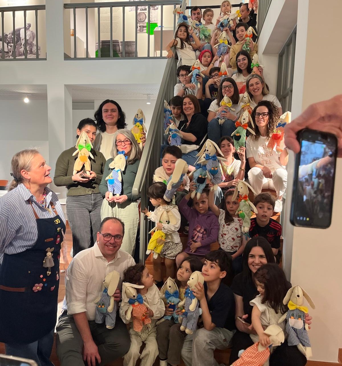 Workshop “Ovos da Páscoa – Caça ao Tesouro” animou Museu Carmen Miranda no Marco de Canaveses