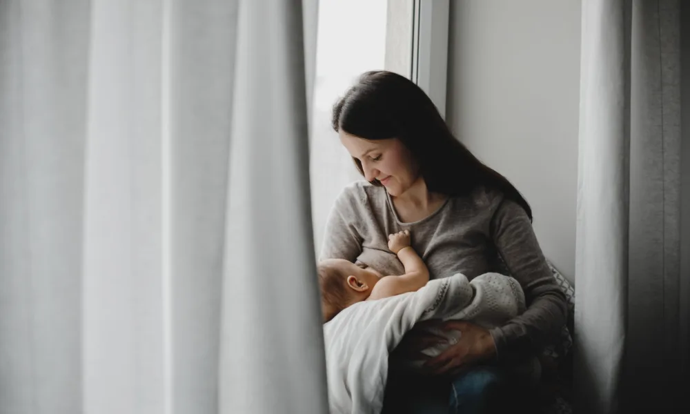 Amamentação associada a início mais tardio da puberdade nas raparigas