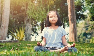 Ourém promove bem-estar infantil com sessão gratuita de Mini Yoga na Biblioteca Municipal