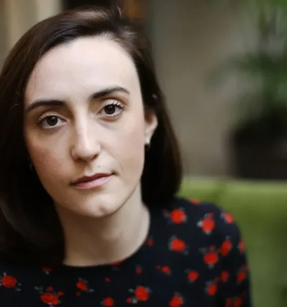 “A Água do Lago Nunca É Doce” é o livro do mês no Clube de Leitura Italiano