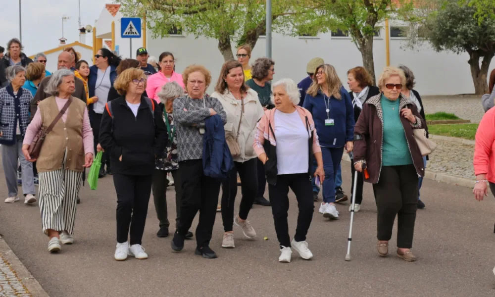 Arronches assinala saúde e atividade física com caminhada de reabilitação