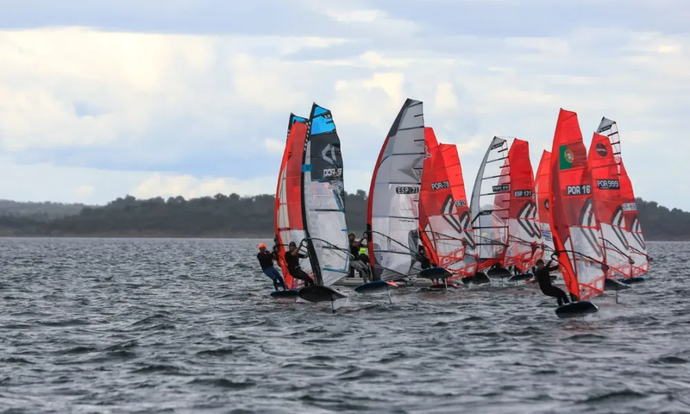 Monsaraz recebe Europeu de Raceboard e Festival de Windsurf no Alqueva