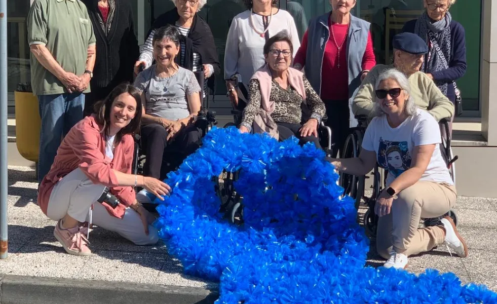 Ourém assinala Mês da Prevenção dos Maus-Tratos Infantis com campanha do laço azul