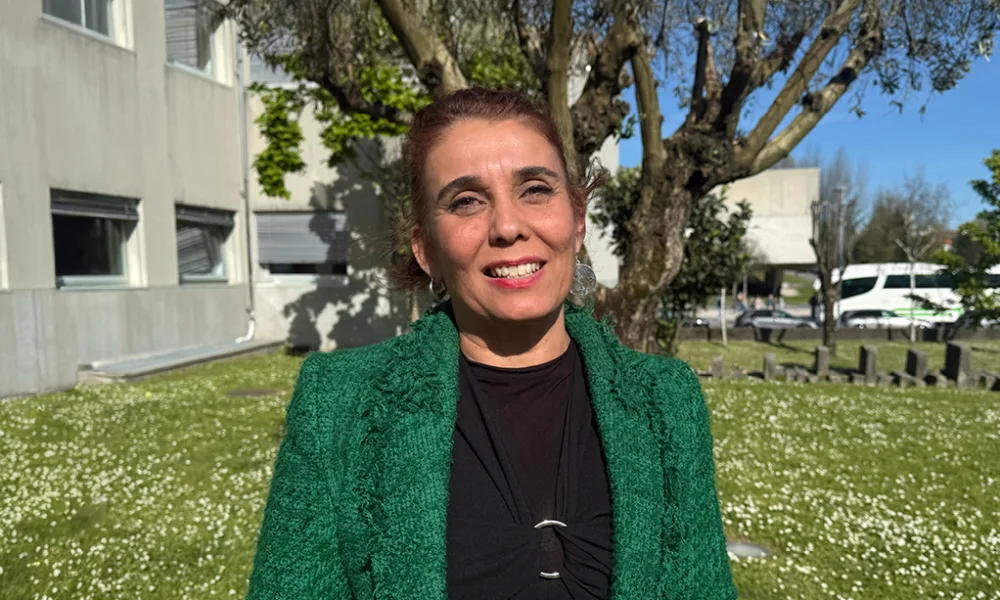 Marta Pinto foi ao Parlamento irlandês debater políticas sobre drogas