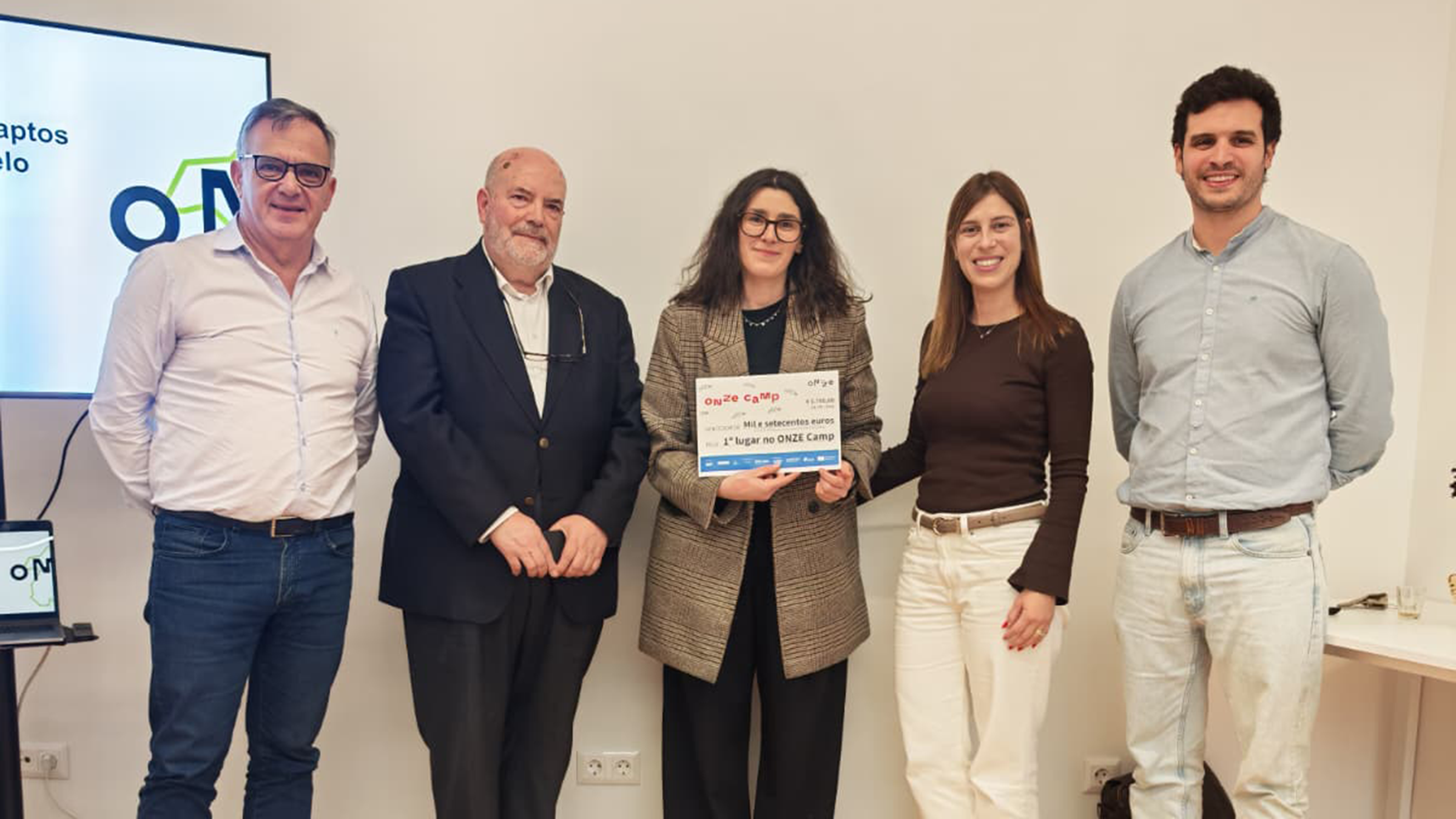 Projeto DexTerapia de Paredes vence programa de aceleração ONZE Camp com solução inovadora para doentes de Parkinson