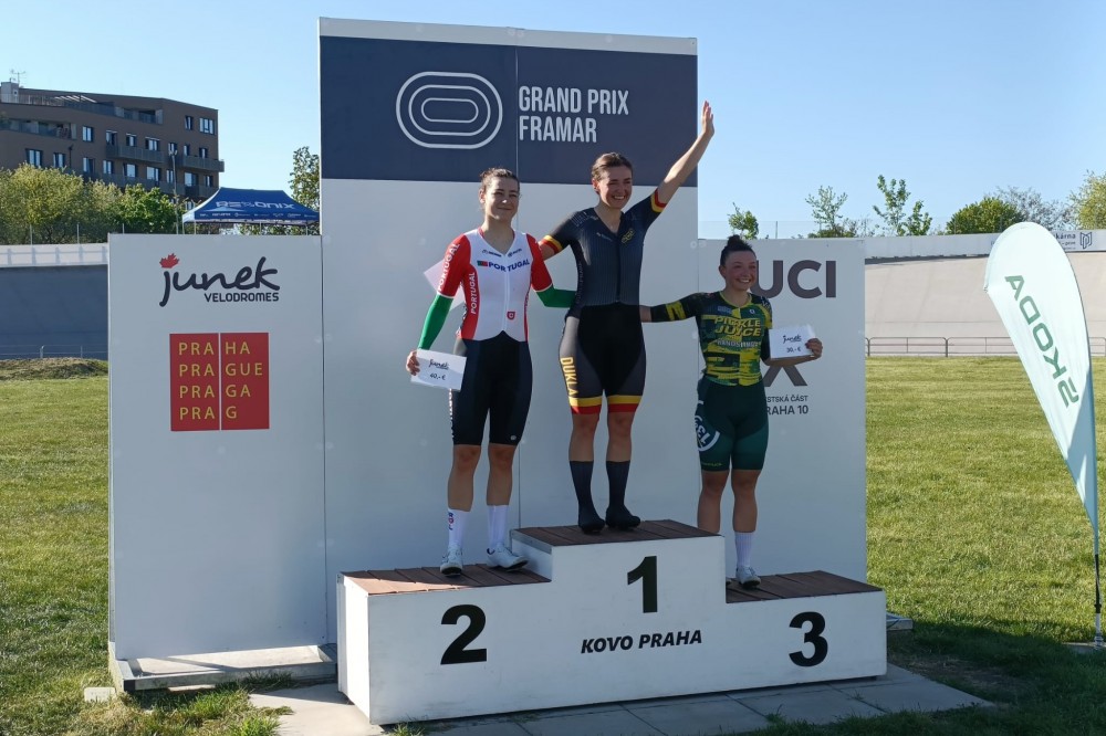 Daniela Campos é a segunda classificada em Omnium no GP Junek Velodromes na República Checa » Ciclismo + TV