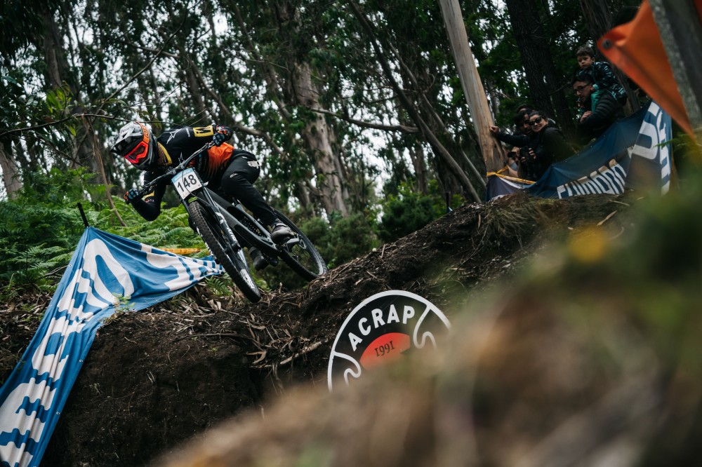 Noa Walker e Kira Zamora vencem em Prozelo na 4.ª Taça de Portugal de Downhill » Ciclismo + TV