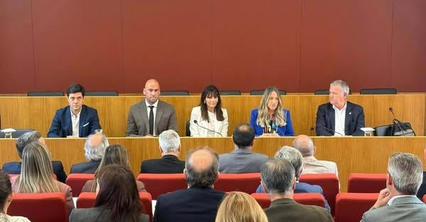 Secção da Associação Nacional de Municípios Portugueses foi constituída com a au…