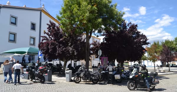 Os Motards do Ocidente iniciaram mais uma década de excelentes passeios de moto …
