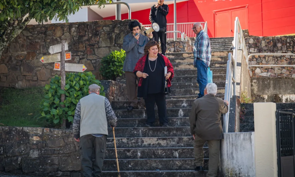 CM Pampilhosa da Serra / “Escritores à Solta” levou a literatura às ruas da vila Pampilhosa da Serra