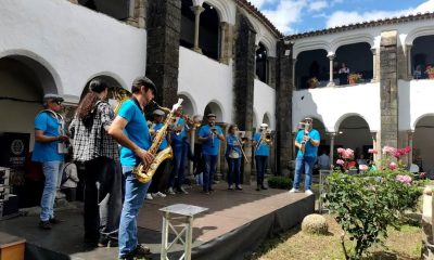 A Trupe Euterpe, grupo de animação de rua da Sociedade Musical Euterpe, a dar o …