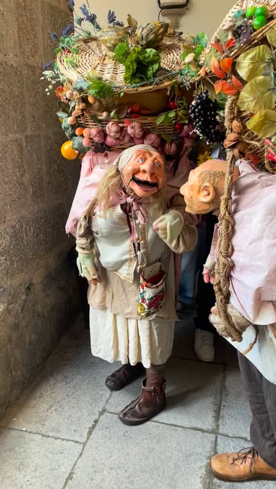 Agostinho e Felicidade já chegaram à Feira de Doçaria Conventual e Tradicional d…
