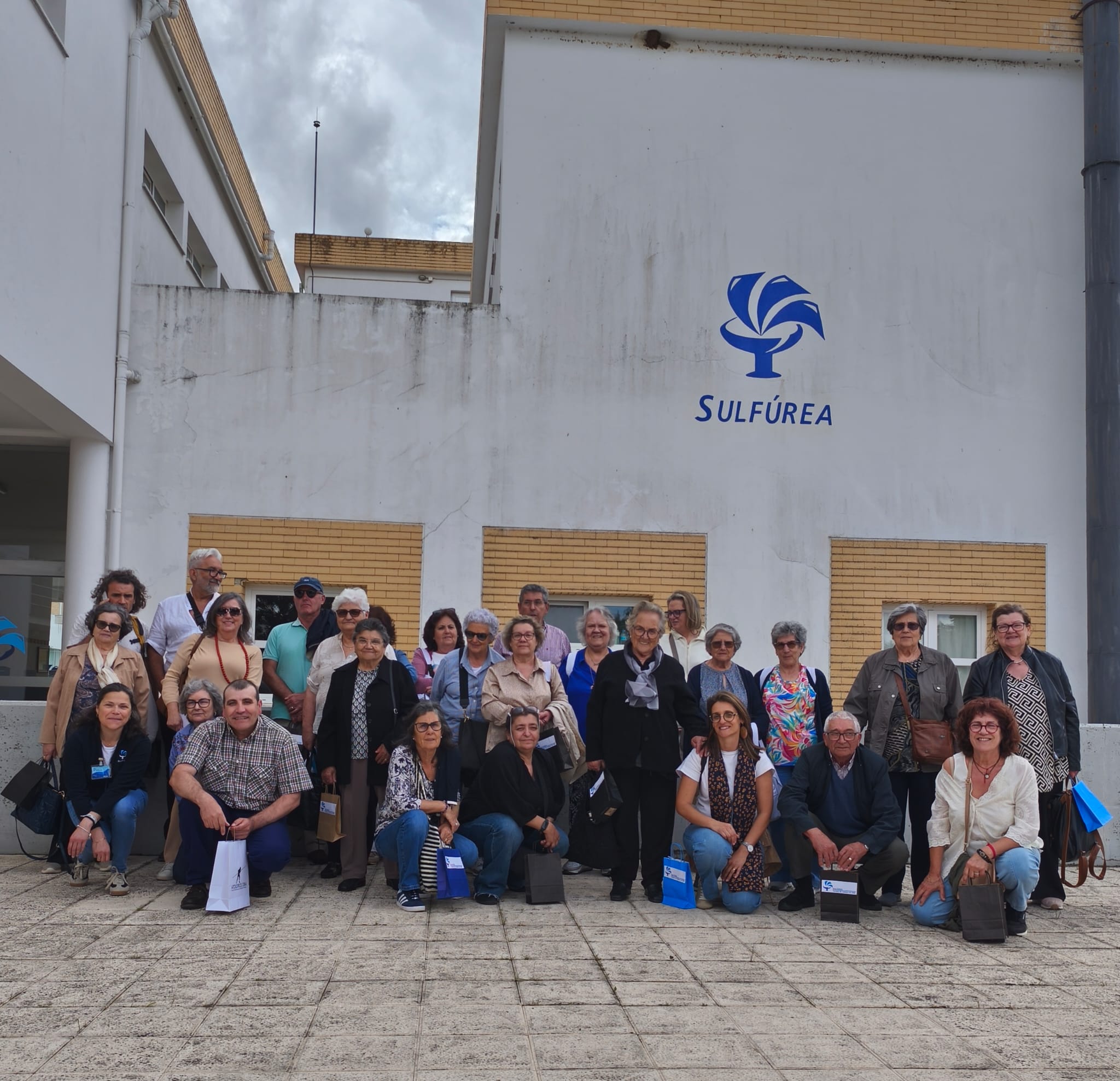 Universidade Sénior de Alvito visitou Termas da Sulfúrea

No dia 4 de maio, os a…